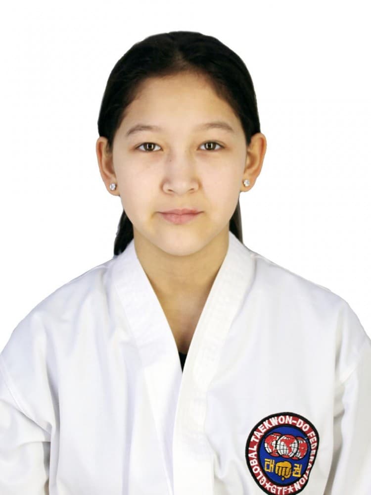 Айназик Д.